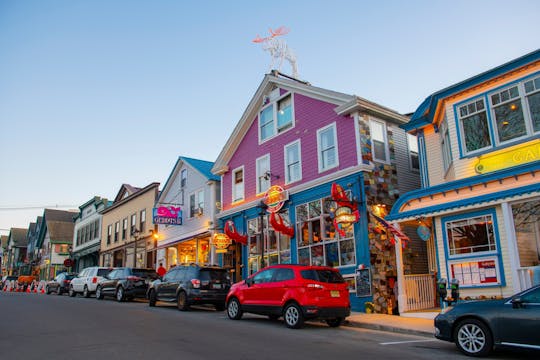 Small Group Tour: Bar Harbor with Thunder Hole & Acadia National Park