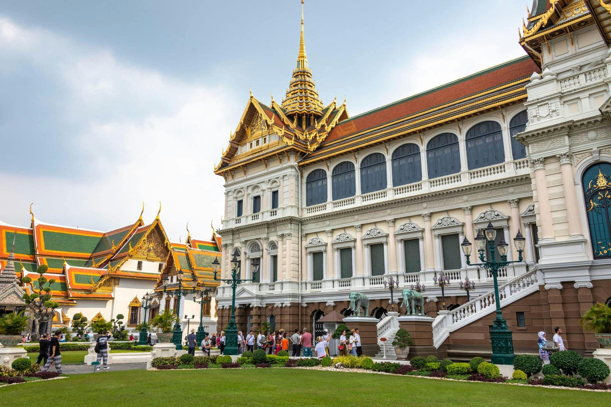 Damnernsaduak Floating Market, Grand Palace and Wat Po