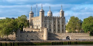 Tower of London and Crown Jewels private guided tour