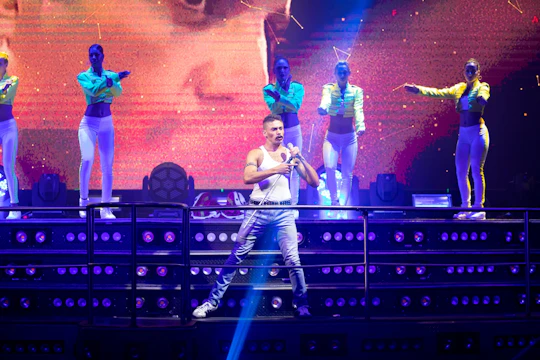 Family-friendly Coco Bongo sunset show in Playa del Carmen