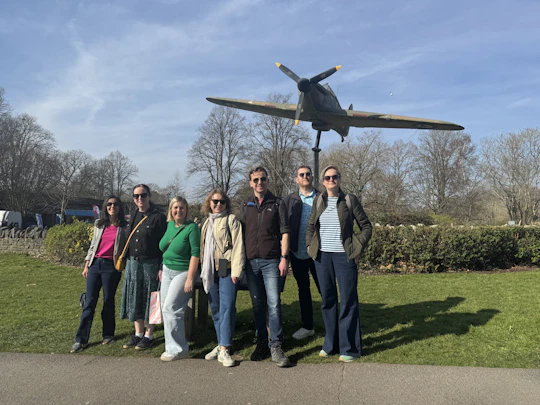 Small-group Windsor walking tour with a local guide