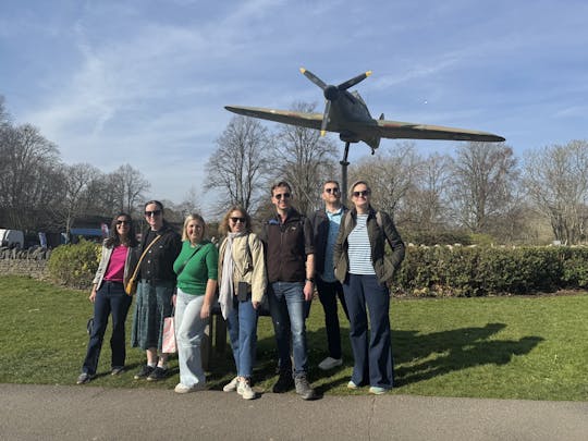 Small-group Windsor walking tour with a local guide