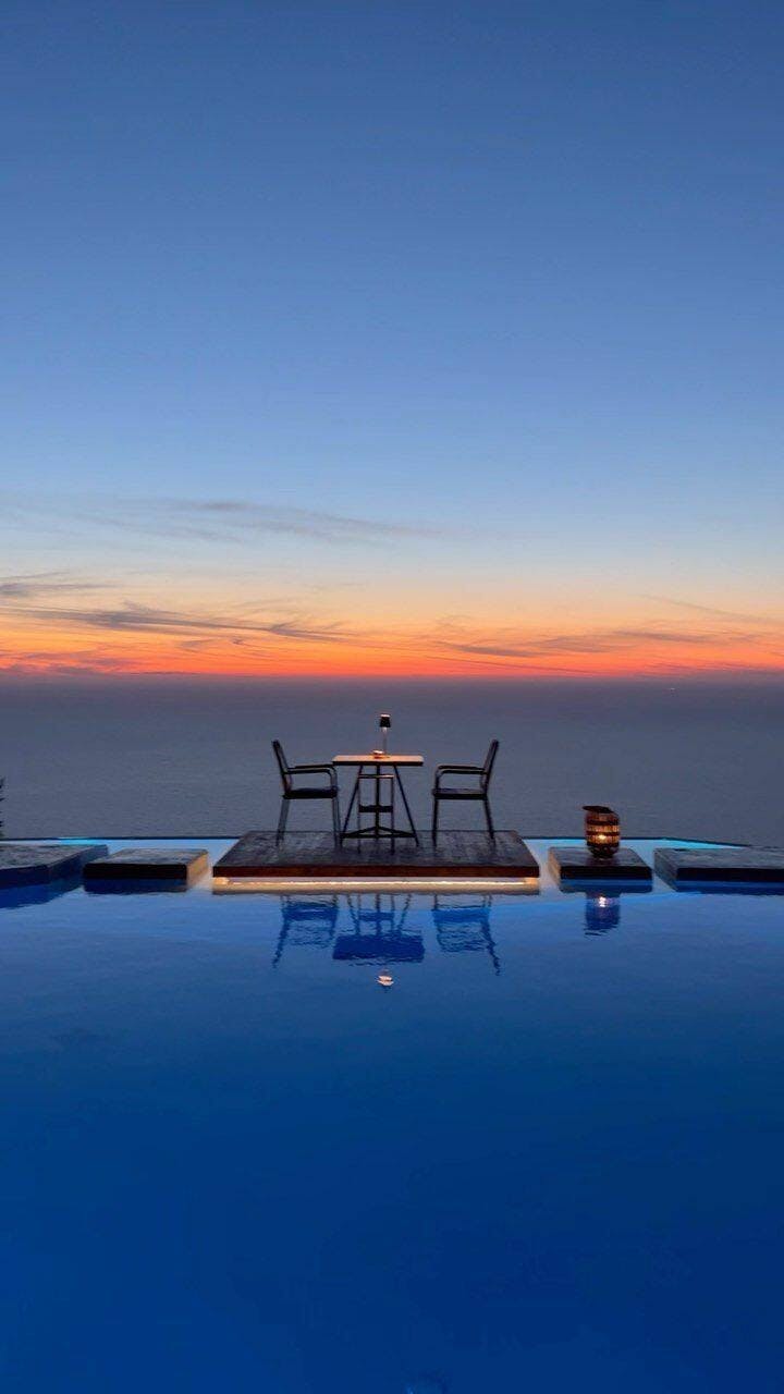 Sunset evening at Amente restaurant and bar with transfers