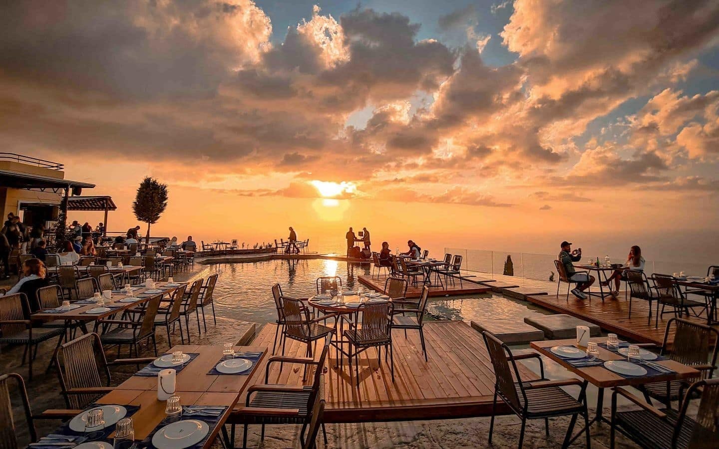 Sunset evening at Amente restaurant and bar with transfers
