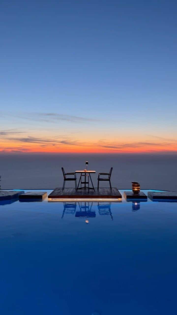 Sunset evening at Amente restaurant and bar with transfers