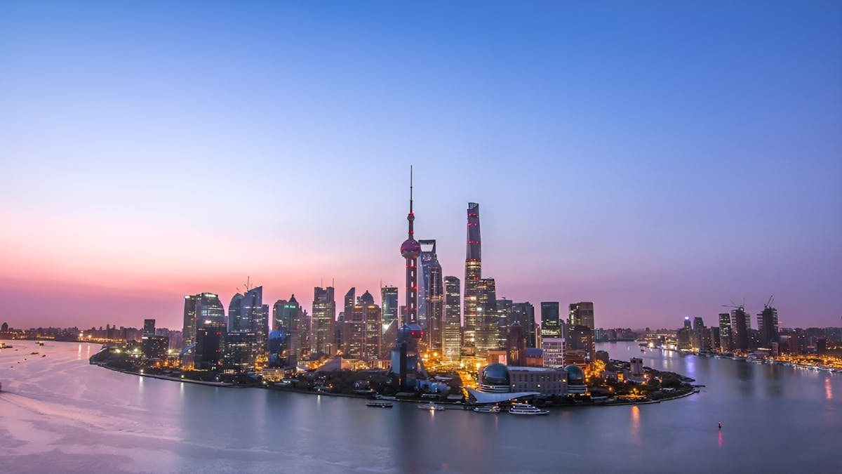 Shanghai privétour met iconische monumenten vanaf de oude en nieuwe stad