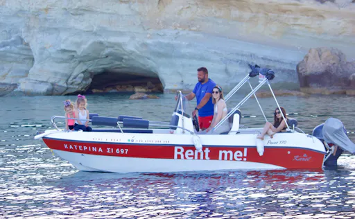 Motorboat rentals from Chersonissos Bay