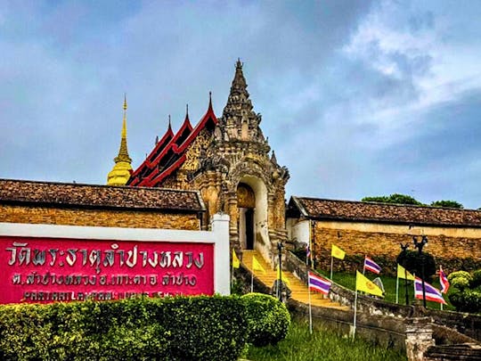 Experience Lampang’s Culture with private van and driver