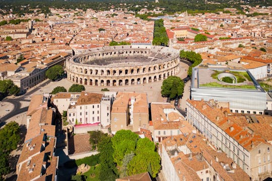 Nîmes city highlights walking tour with a local guide