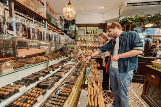 Parisian pastries and passageways tour