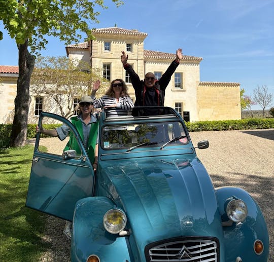 Pomerol and Saint Emilion private wine tour in a Citroën 2CV