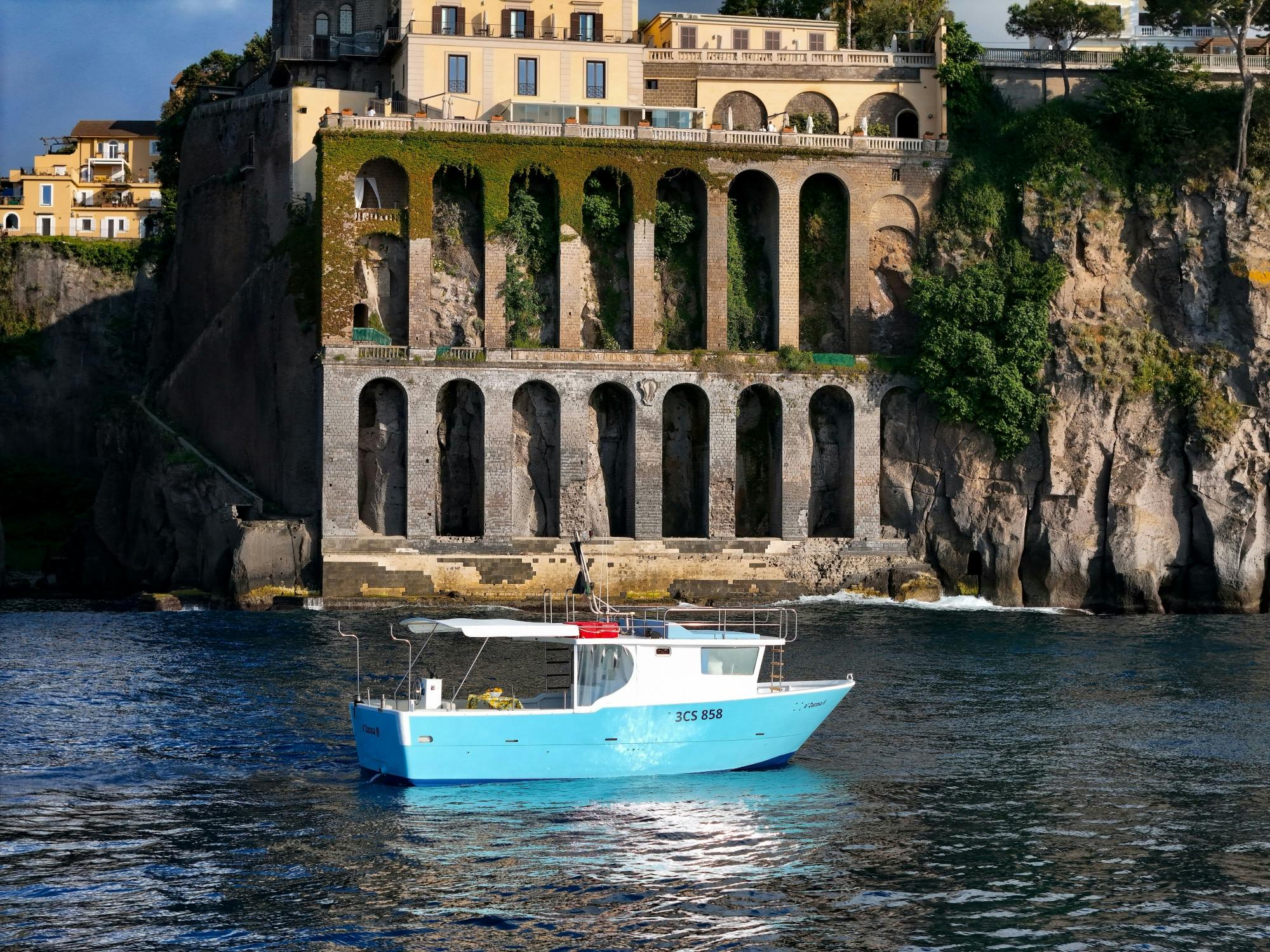 Full-day Positano and Amalfi boat tour with lunch