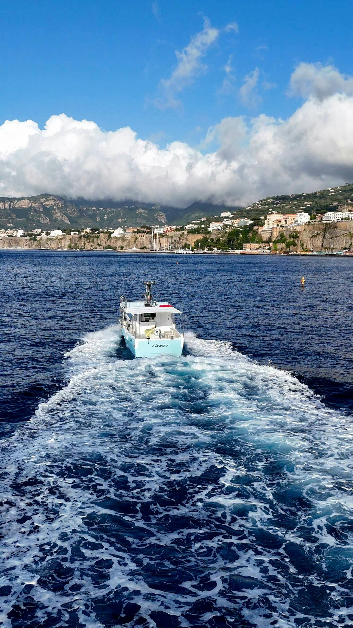 Full-day Positano and Amalfi boat tour with lunch