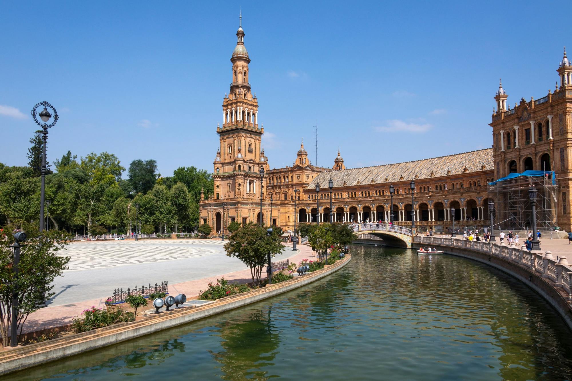 Seville tour with panoramic bus ride and Cathedral visit