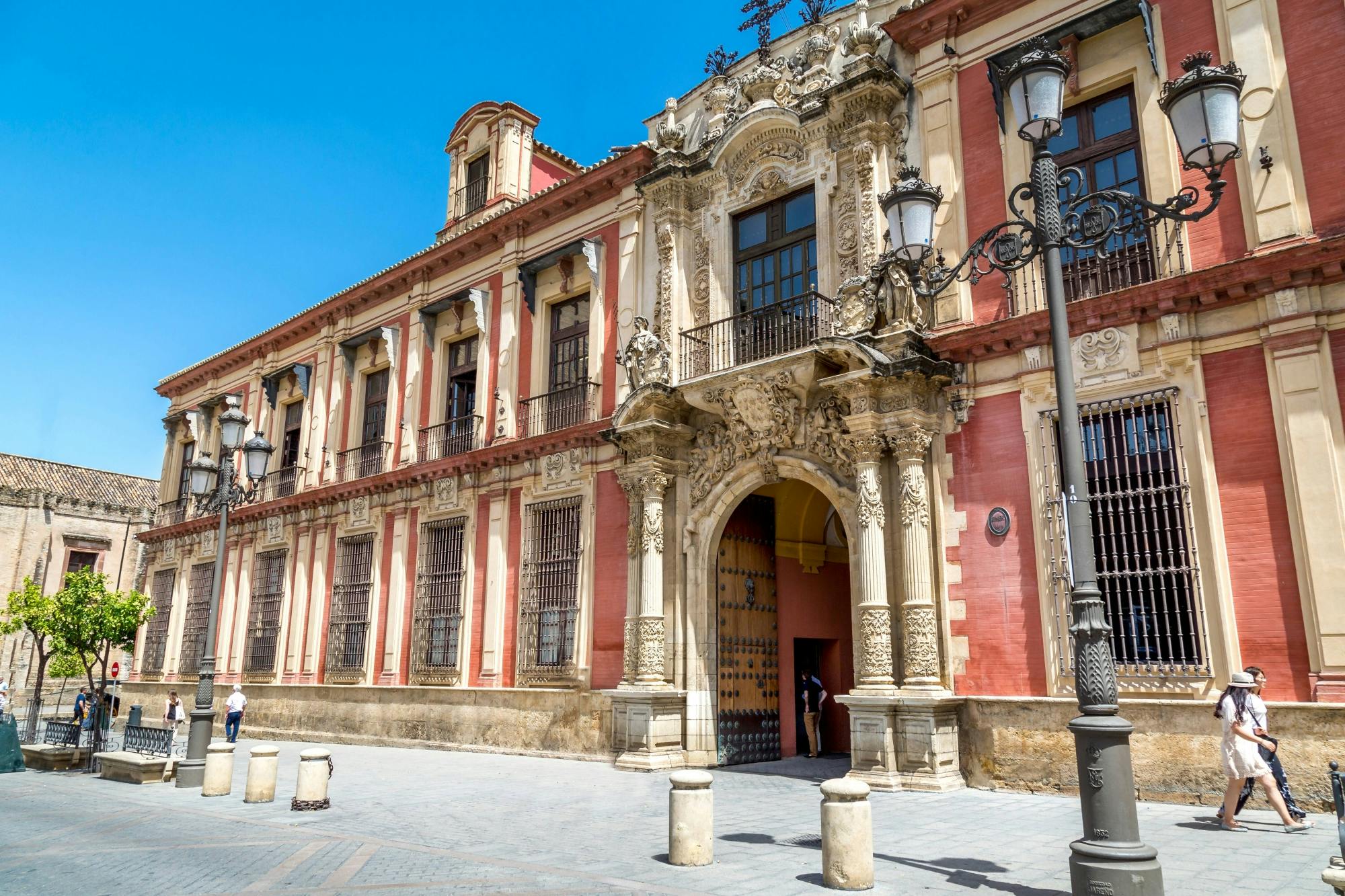 Seville tour with panoramic bus ride and Cathedral visit