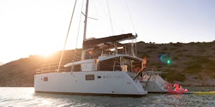 Cruzeiros de catamarã no Porto Antigo de Chania até a Ilha de Agioi Theodoroi
