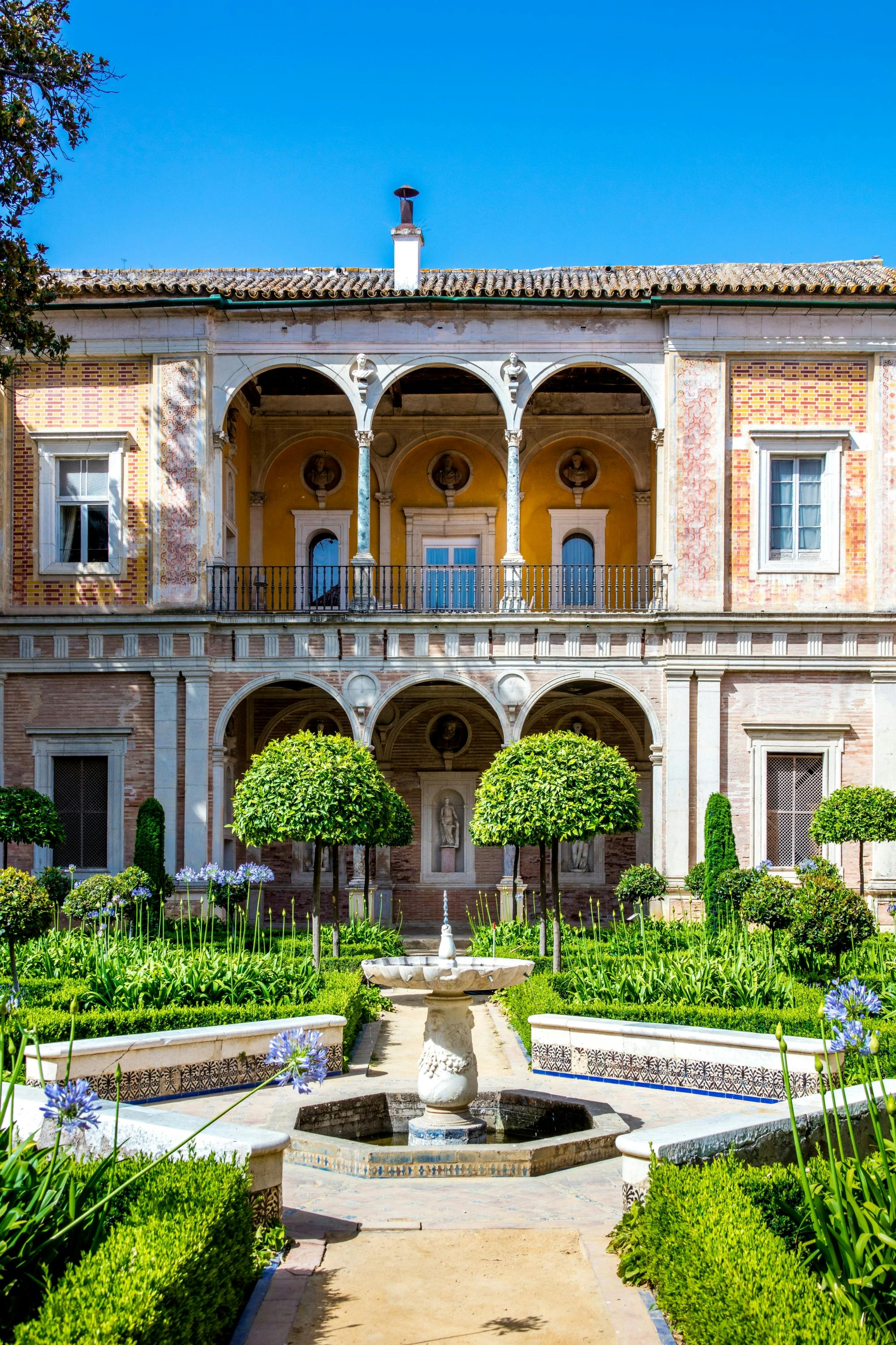 Seville tour with panoramic bus ride and Cathedral visit