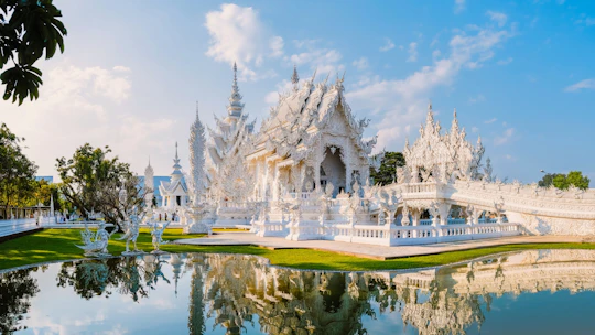 Full-day group tour of Chiang Rai's artistic and cultural landmarks