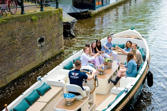 1 uur durende rondvaart door de Amsterdamse grachten