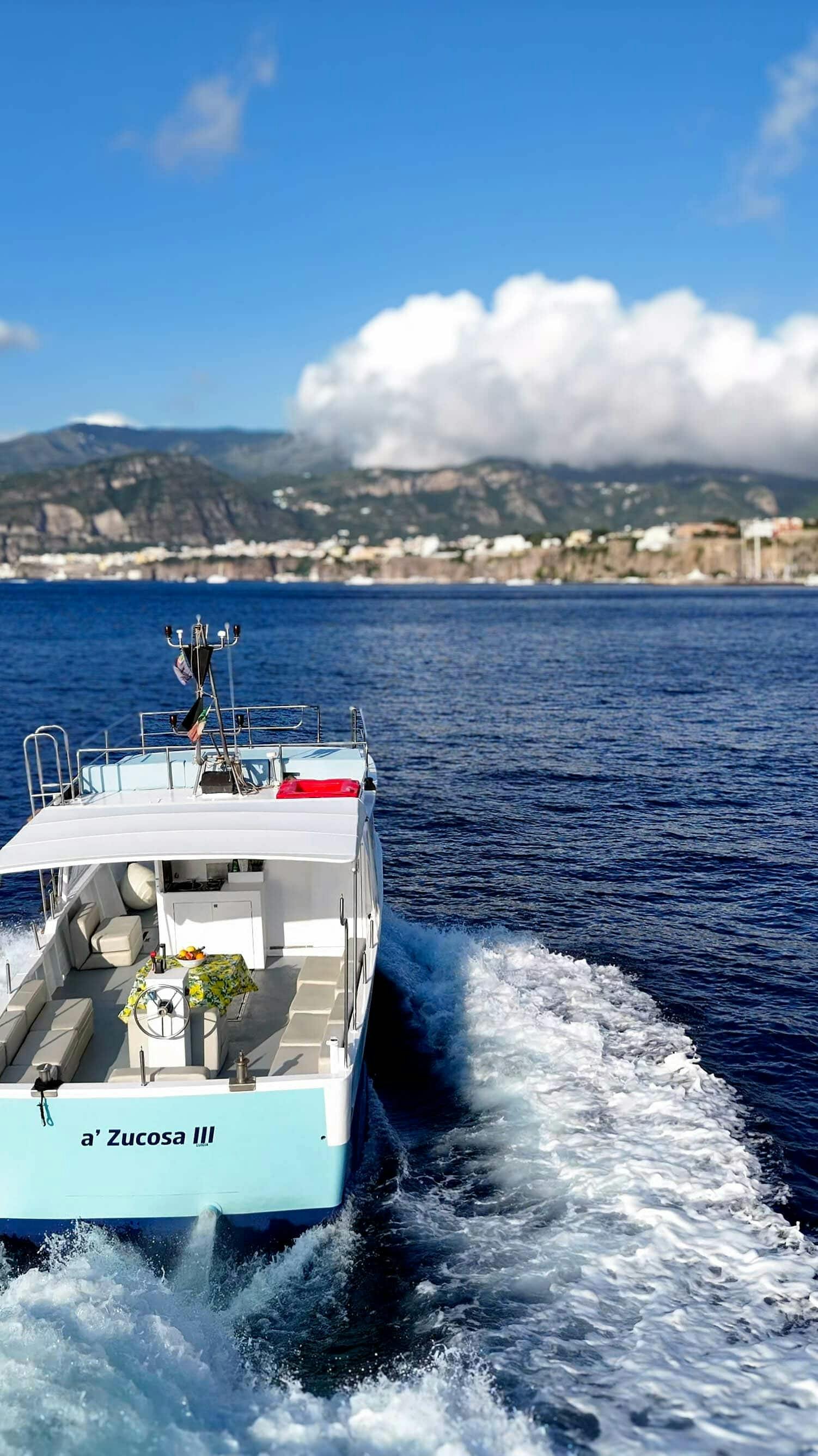 Full-day Positano and Amalfi boat tour with lunch