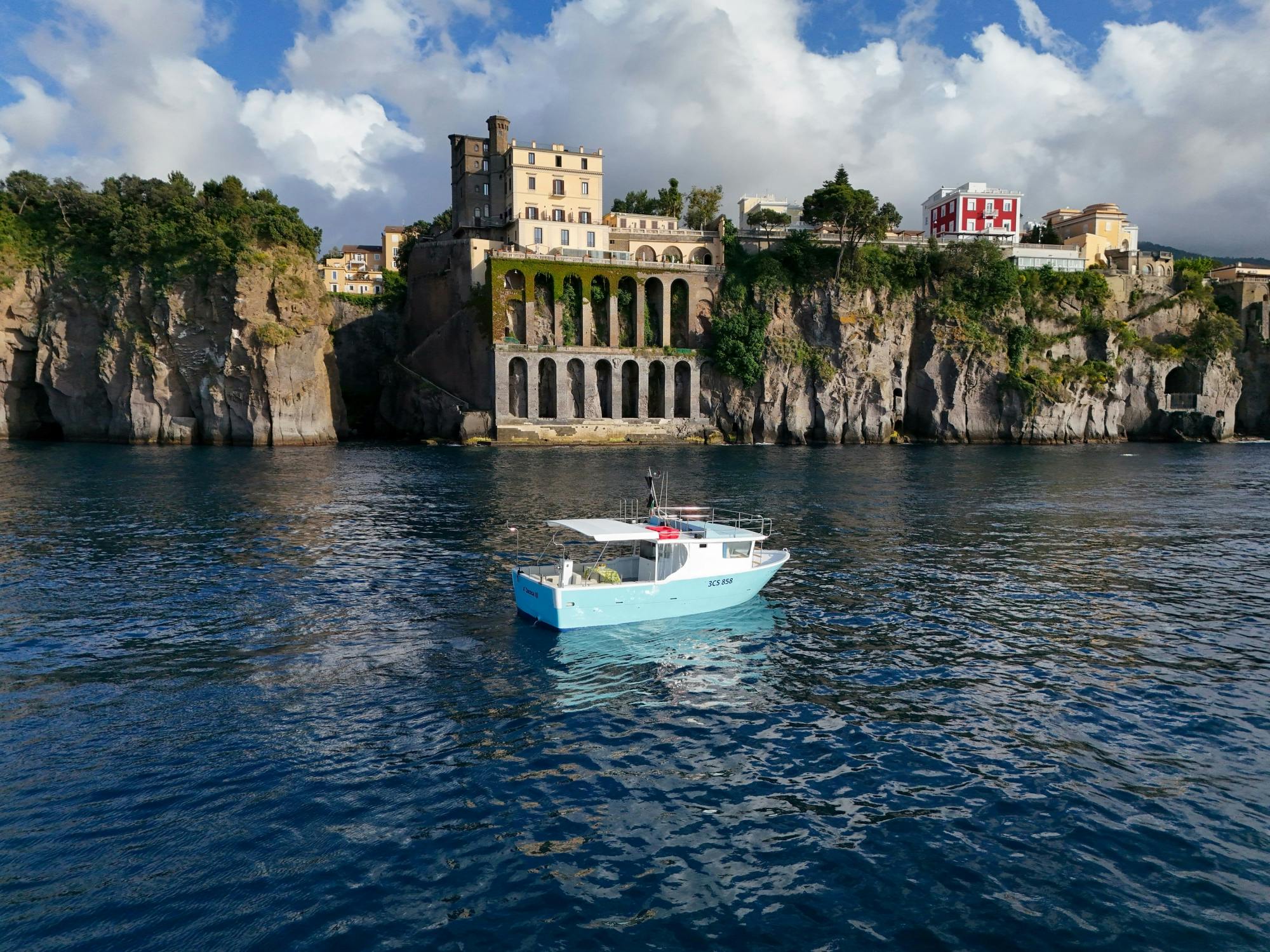 Full-day Positano and Amalfi boat tour with lunch