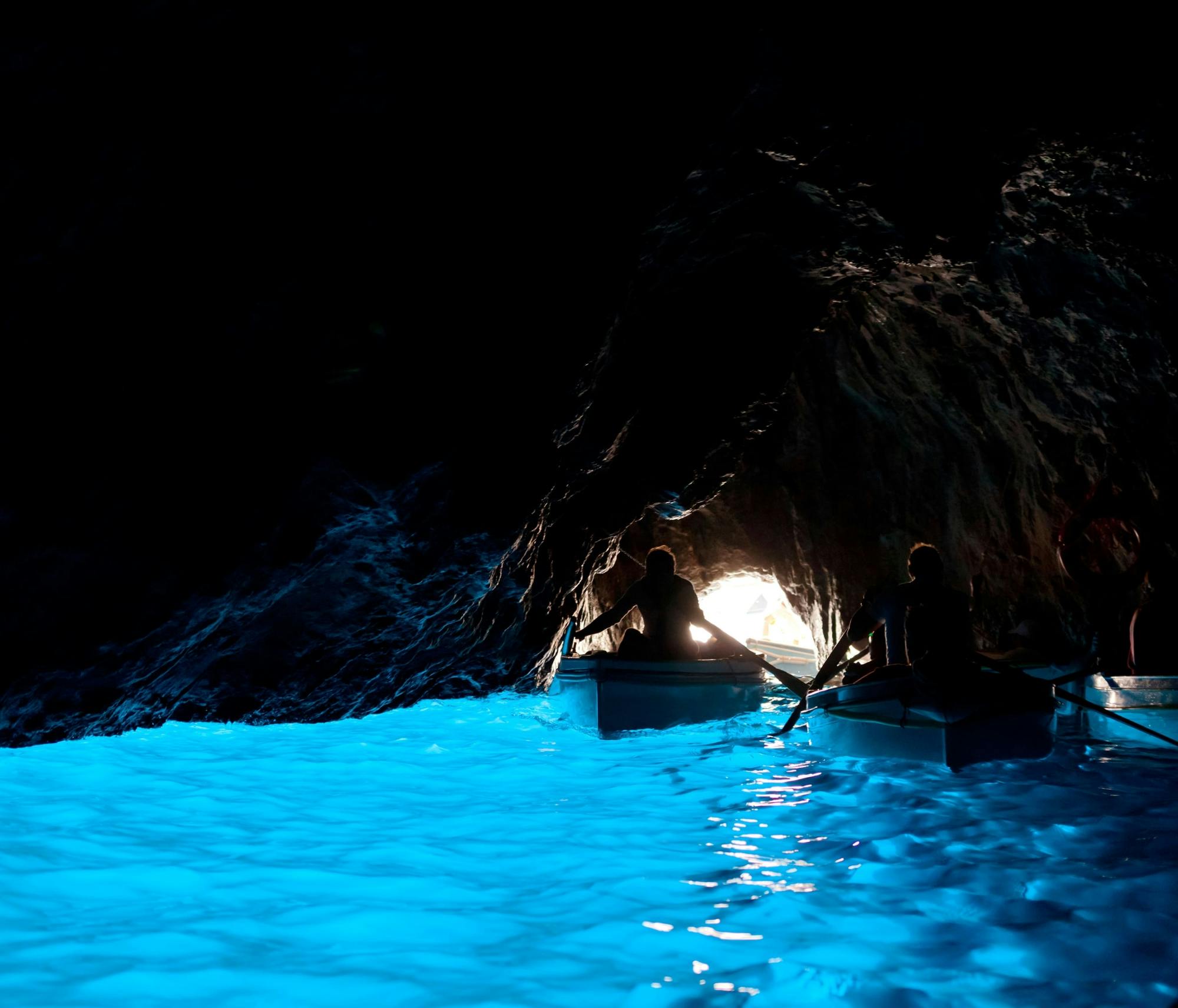 Full-day Capri small boat experience with Blue Grotto
