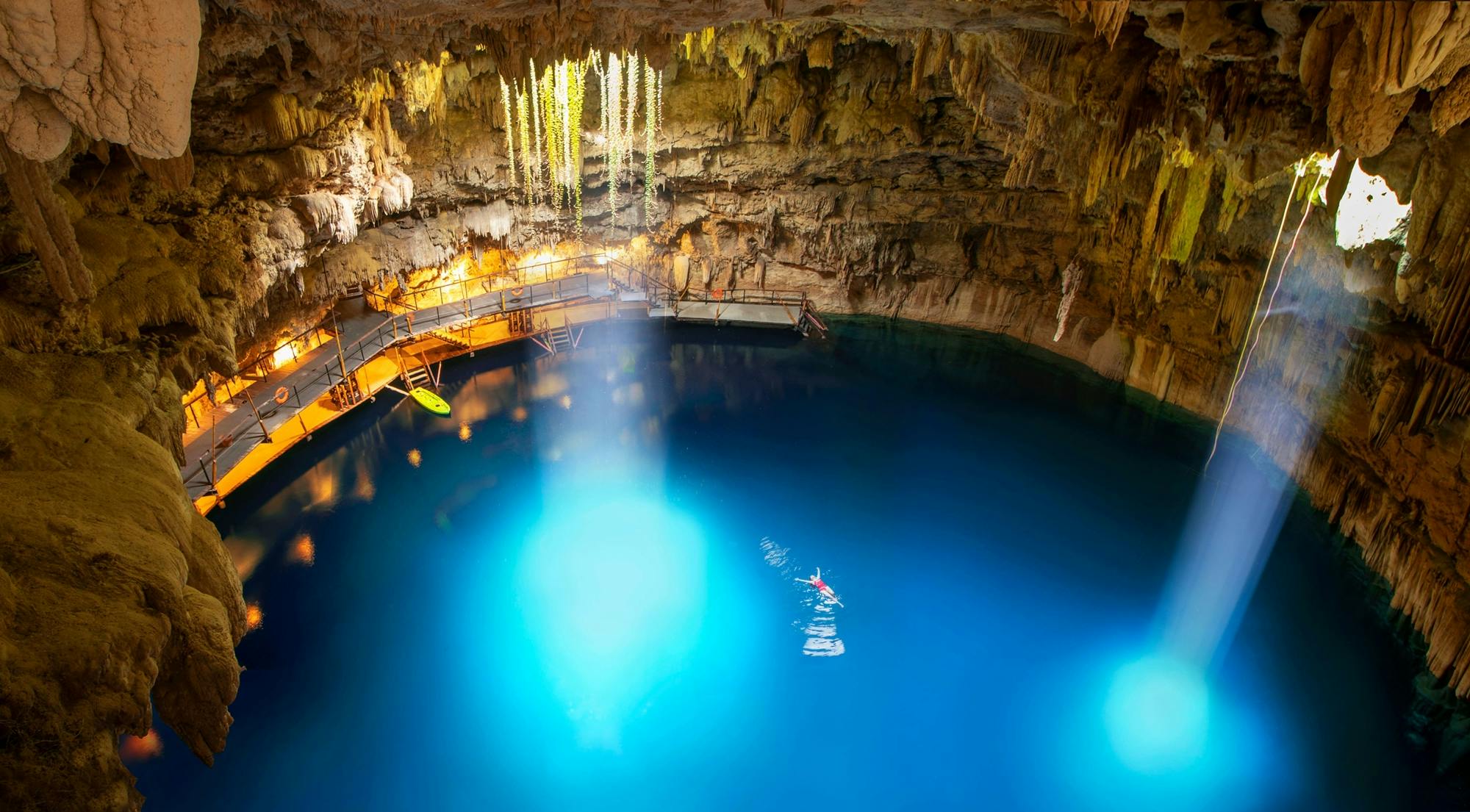 Guided tour of Valladolid with Chukum cenote swim