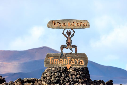 Timanfaya Feuerberge und Kamelritt Tour