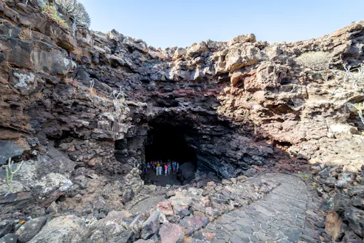 Full-day Northern Lanzarote art and sightseeing tour