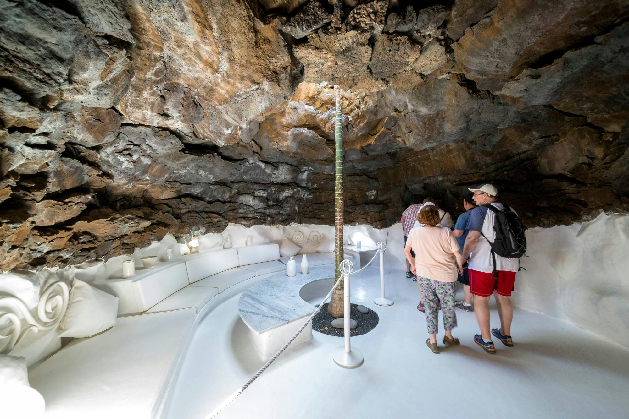 Full-day Northern Lanzarote art and sightseeing tour