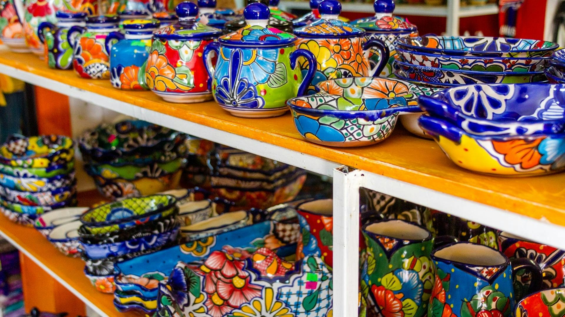 Los Cabos Whale Watching Boat Cruise with Breakfast