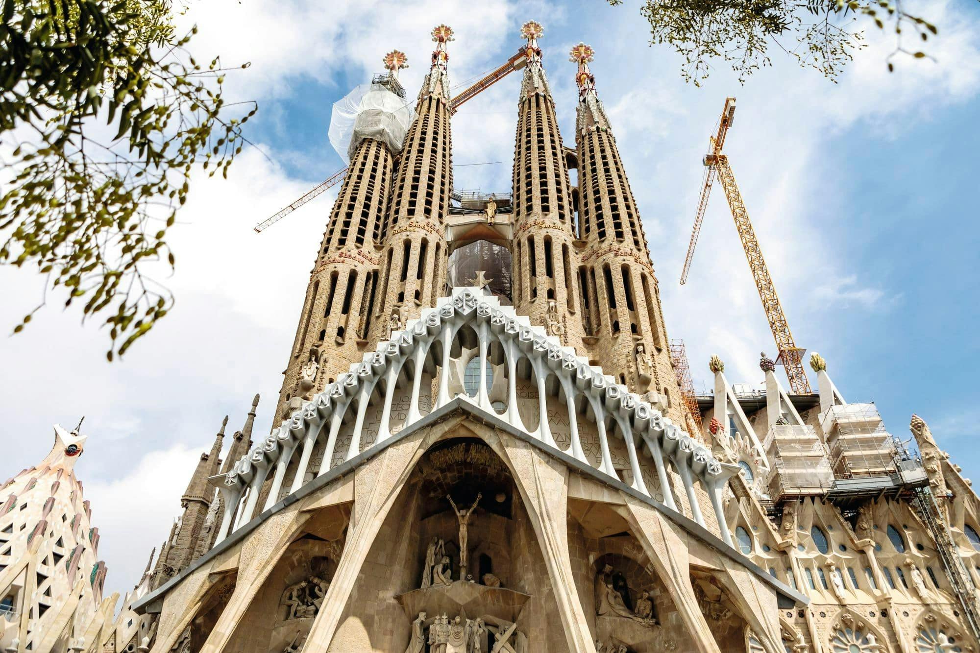 Full-day Barcelona highlights tour from Costa Brava