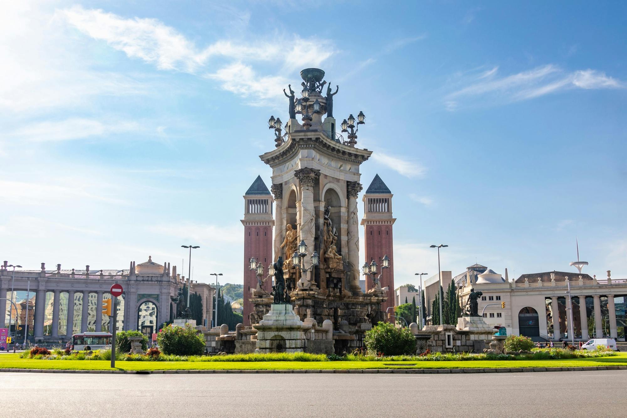 Full-day Barcelona highlights tour from Costa Brava