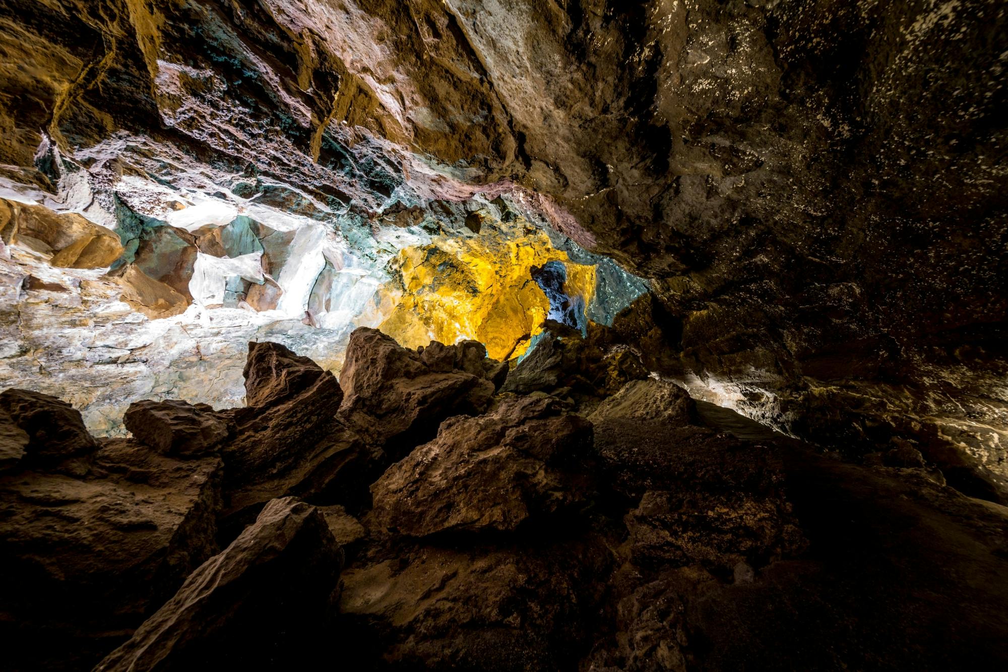 Full-day Northern Lanzarote art and sightseeing tour