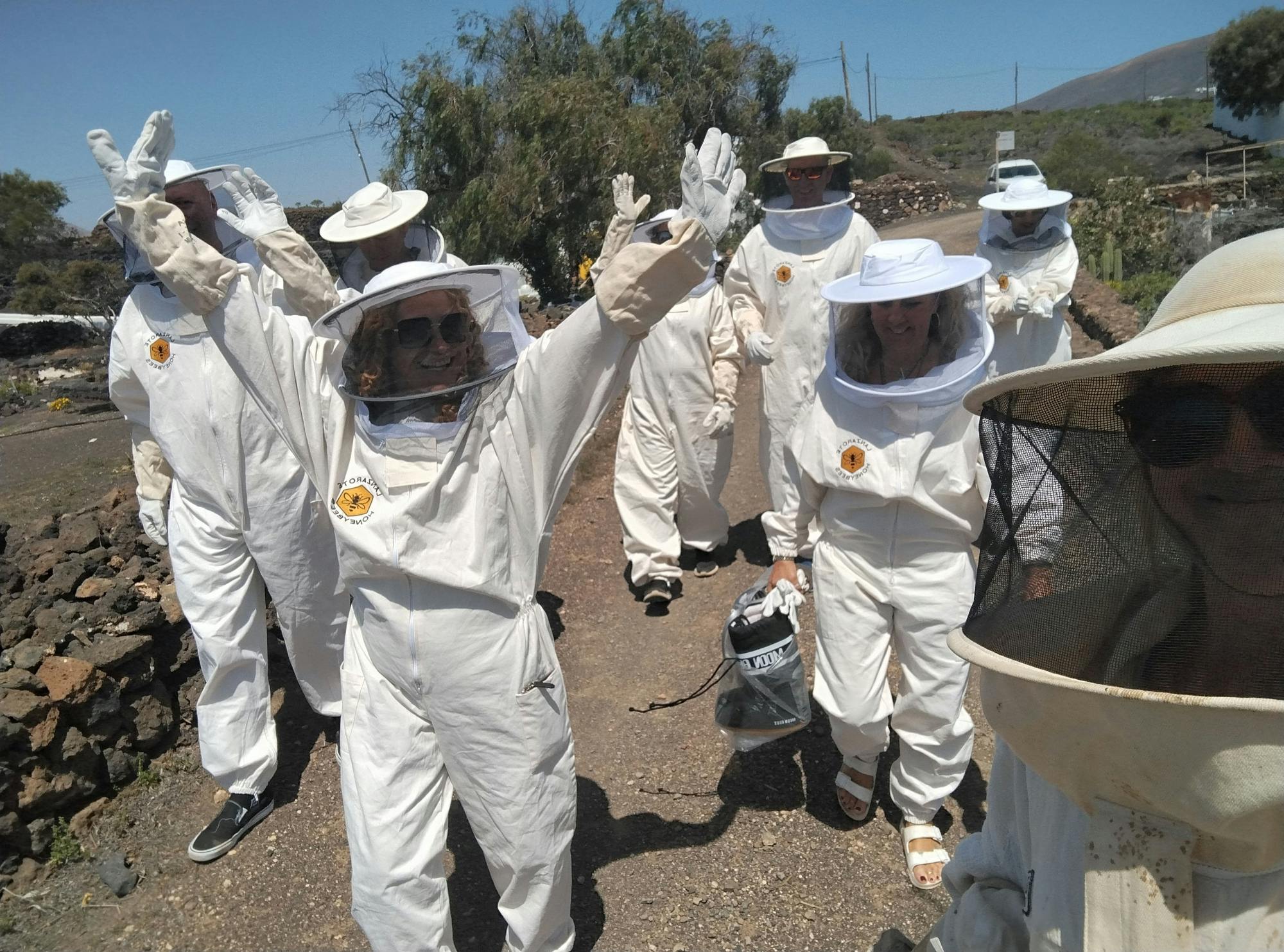 Beekeeping tour with honey tasting in Lanzarote