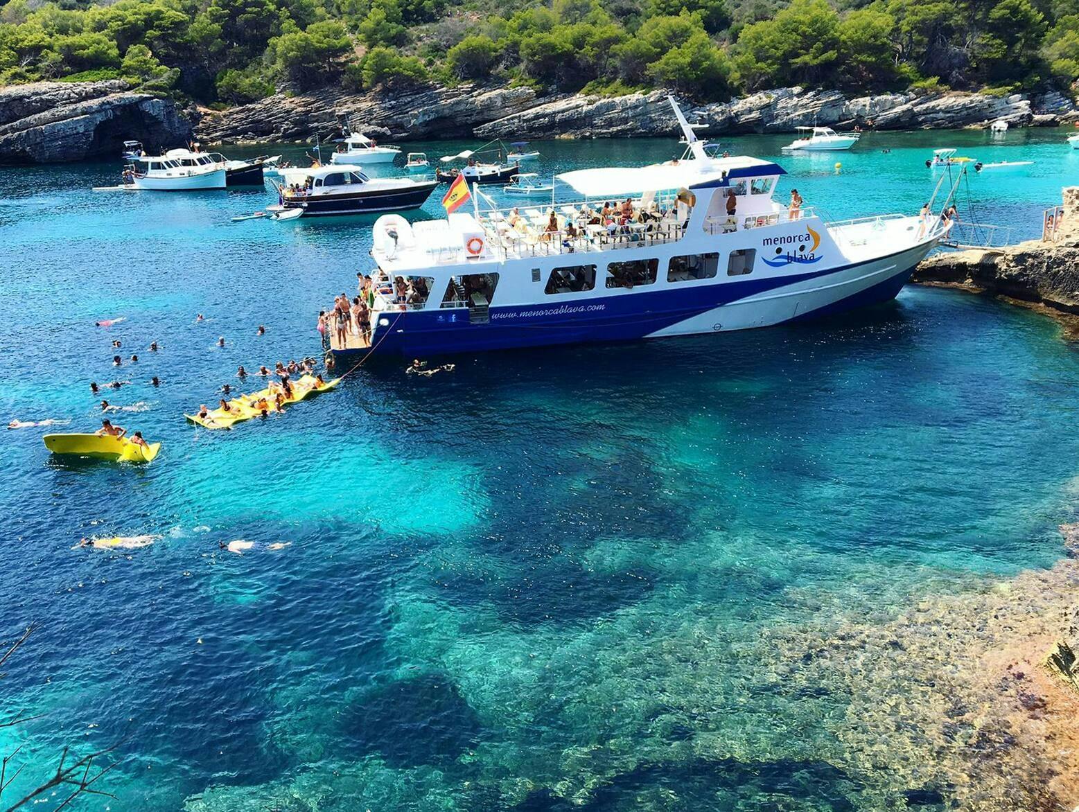 Sydvästra Menorca båttur med paella lunch