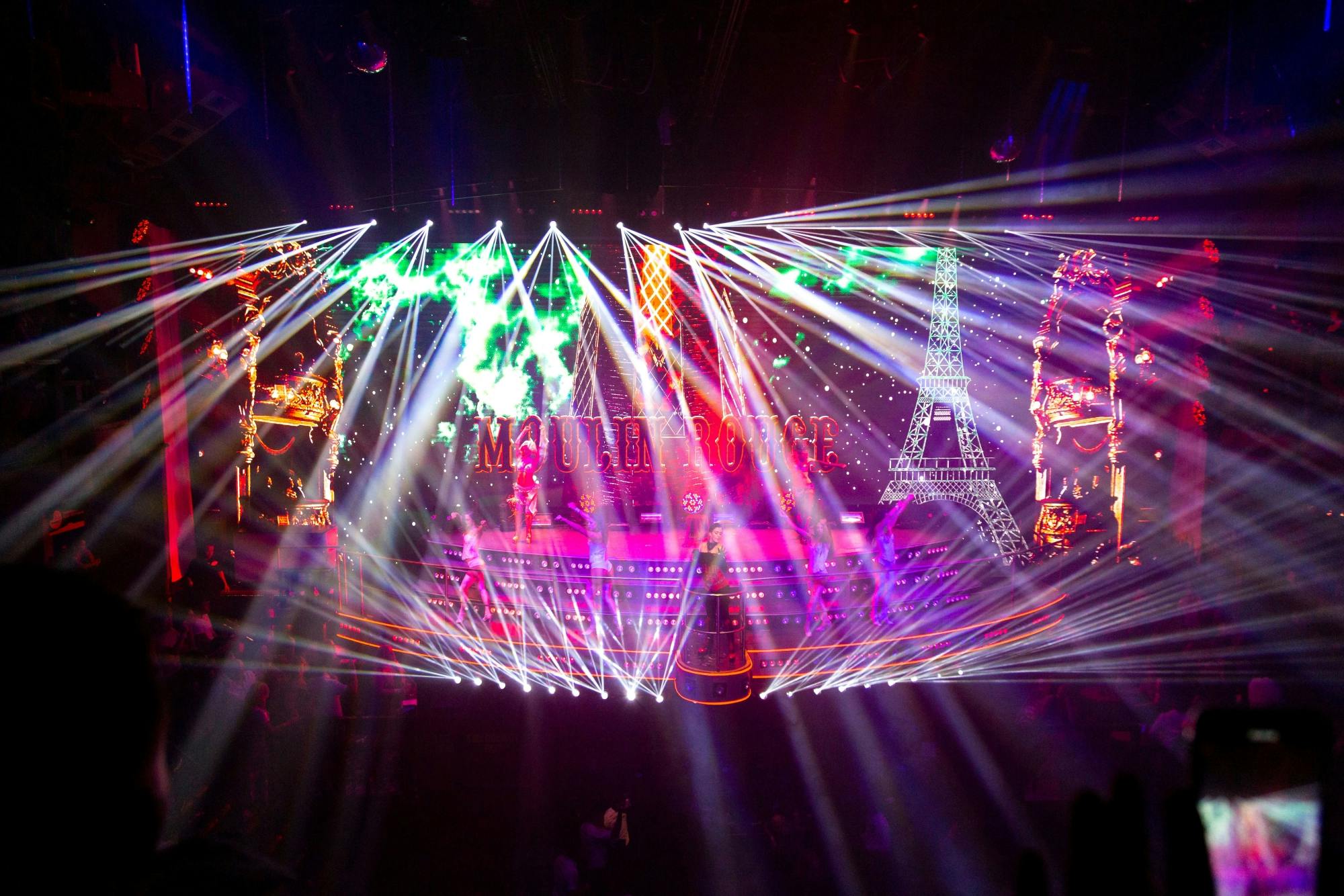 Family-friendly Coco Bongo Sunset Show in Cancun