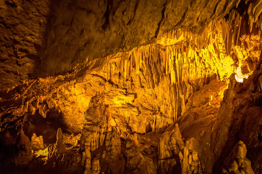 Alanya Castle and cave summer tour with cable car, lunch and boat trip