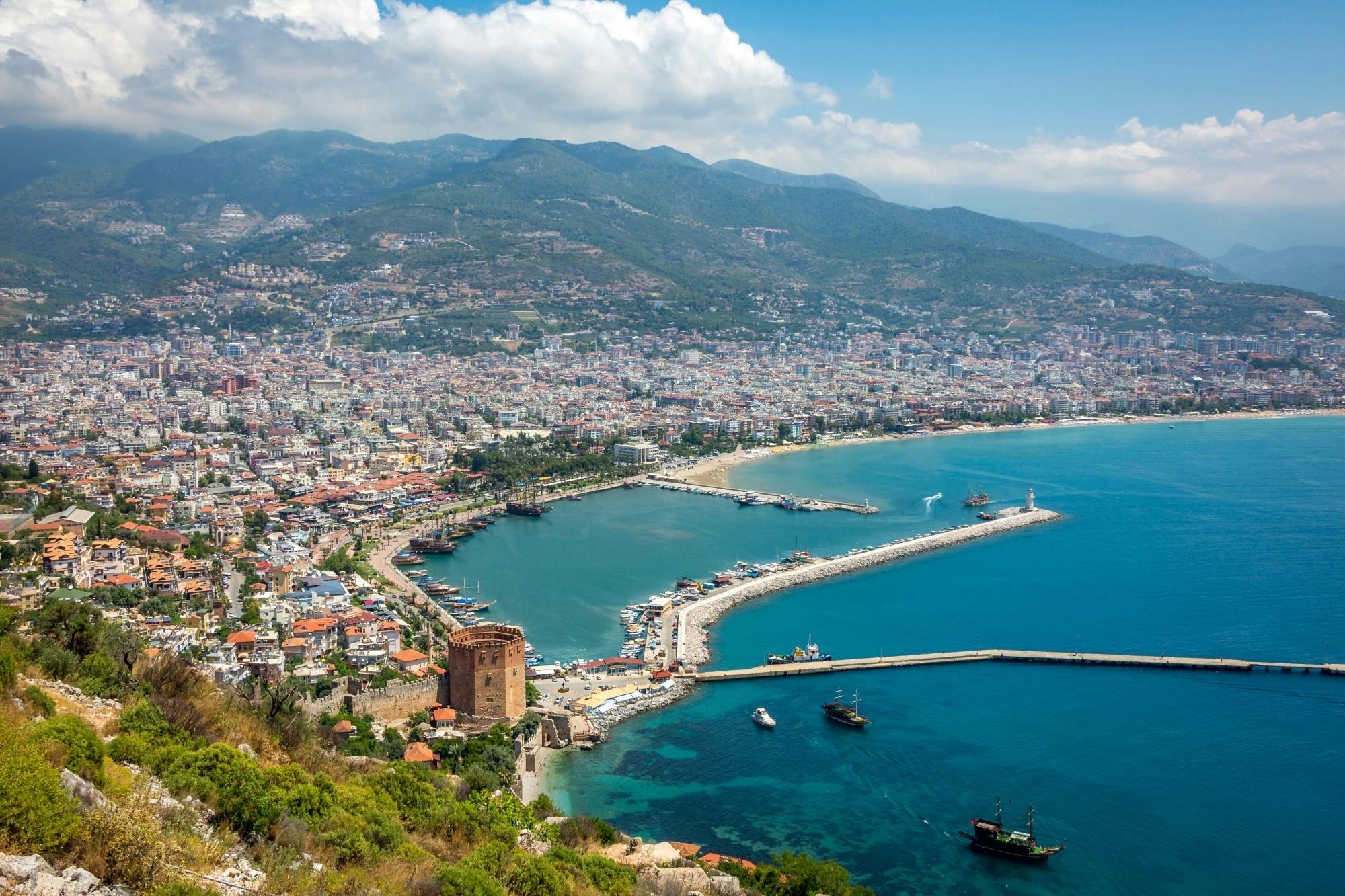 Alanya Castle and cave summer tour with cable car, lunch and boat trip