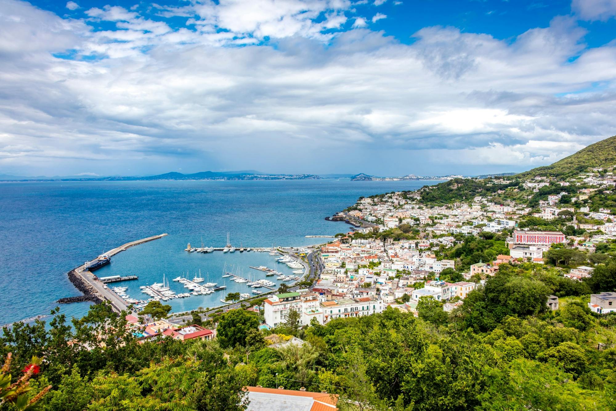 Exclusive Ischia island tour with vineyard visit
