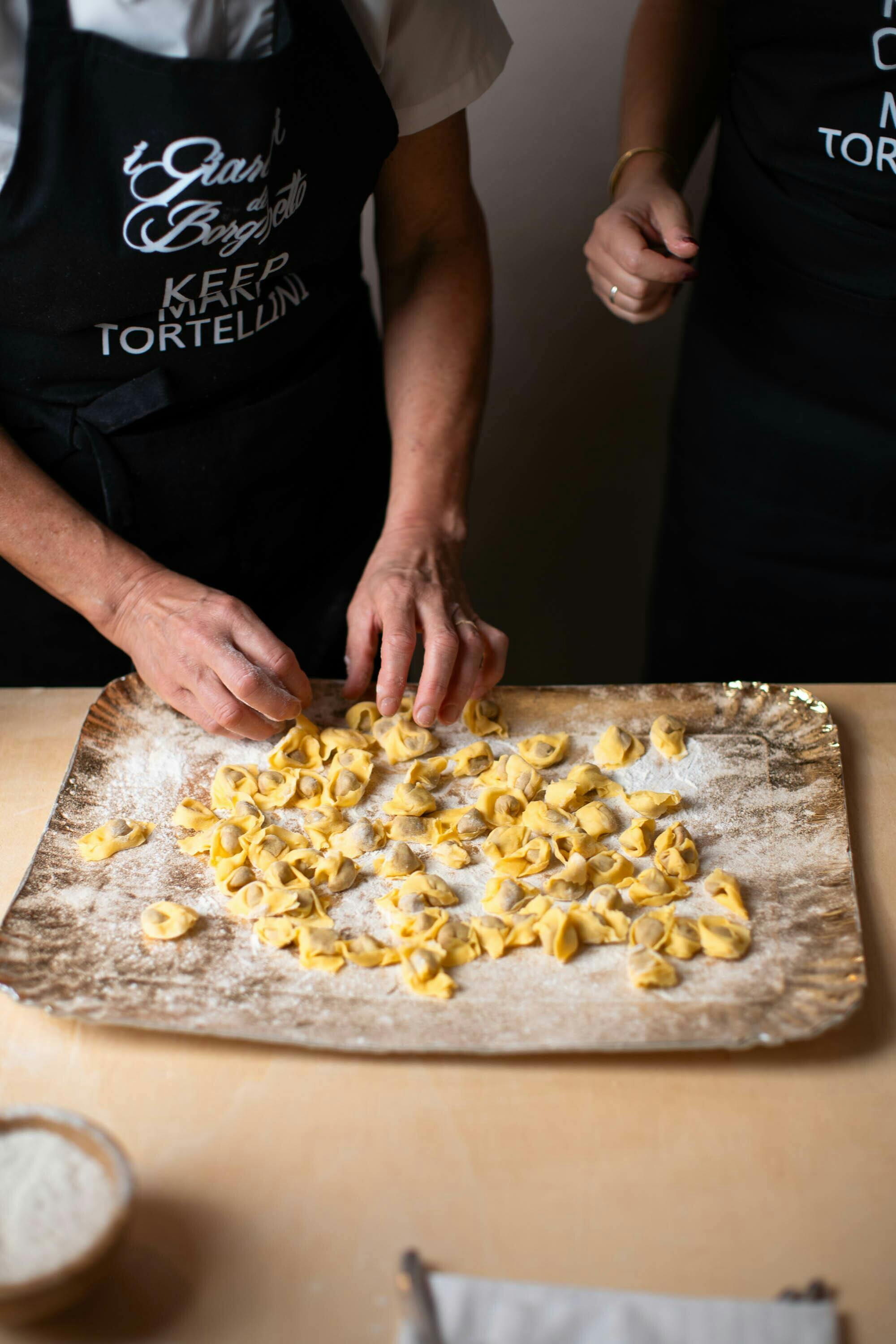 Borghetto Tagestour mit Pasta-Kochshow und den Sigurtà-Gärten