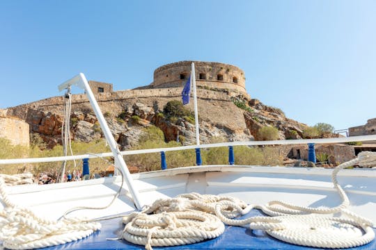 Spinalonga, Elunda i Ajios Nikolaos