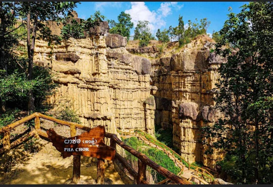 Private van with driver for 1 day, Pha Chor and Doi Inthanon