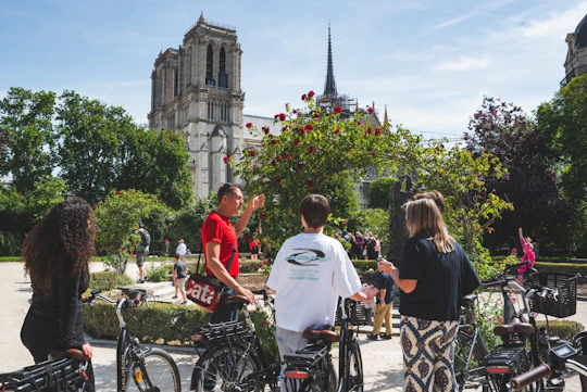 Electric bike tour of Paris
