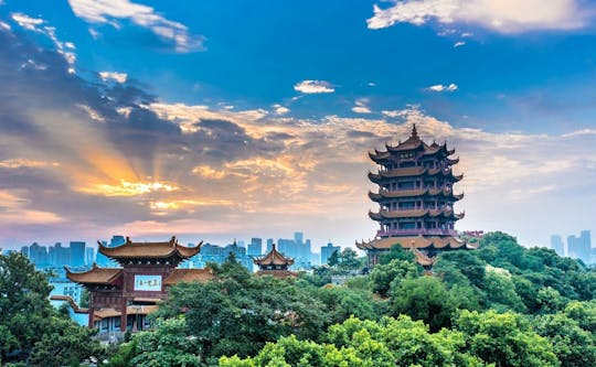 Wuhan private guided tour with Yellow Crane Tower and Hubei Museum