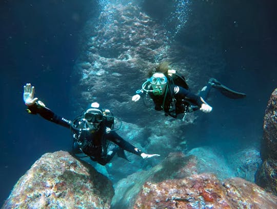 Beginner scuba diving adventure in Malta