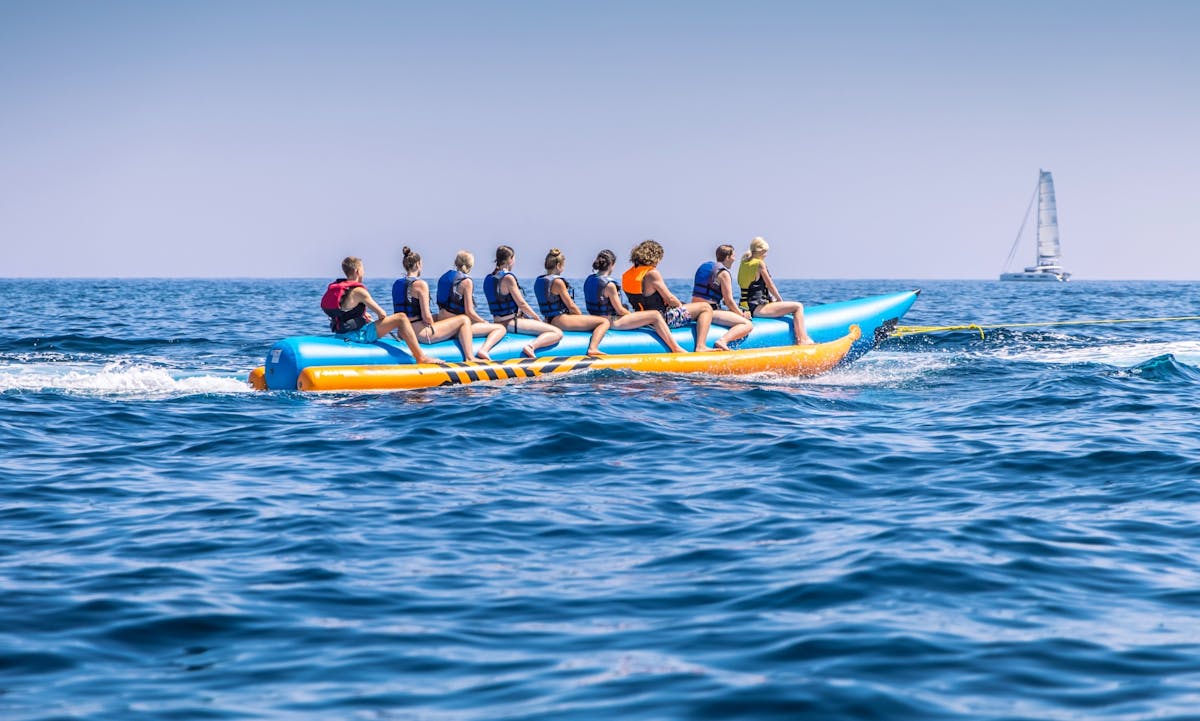 Gita in banana boat nella baia di San Giorgio