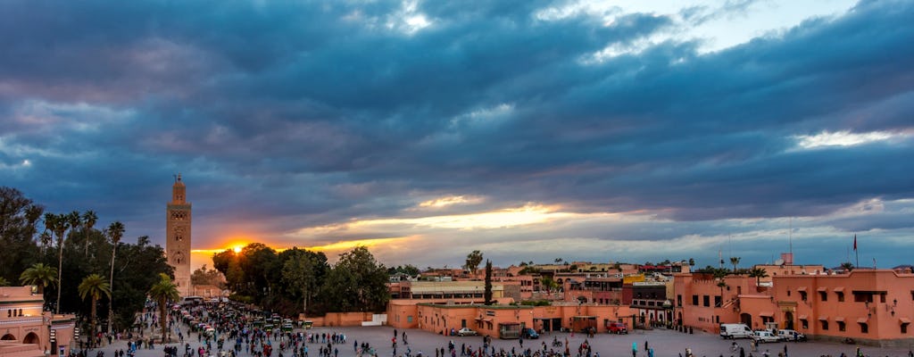 Marrakech horse and carriage tour with Jemaa el-Fnaa Square
