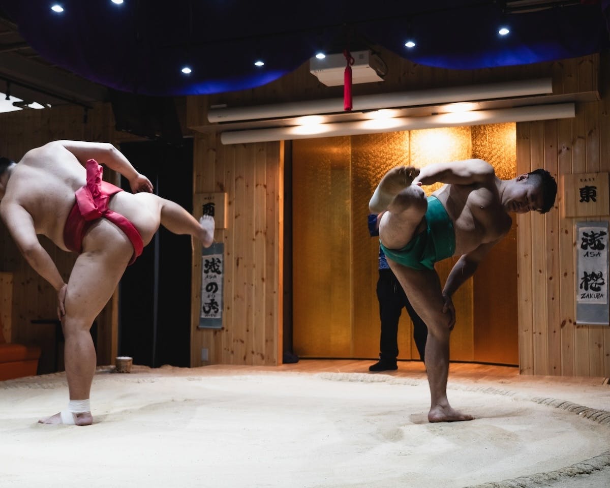 Sumo-show in Asakusa en lunch met een sumoworstelaar