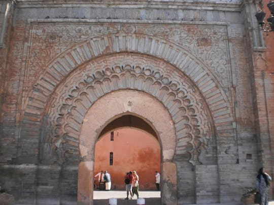 Ruta de exploración autoguiada ampliada por la ciudad de Marrakech